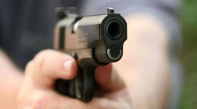 İki AKP’li Belediye Başkanı Bir Bürokratı Silah Zoruyla Kaçırmış!