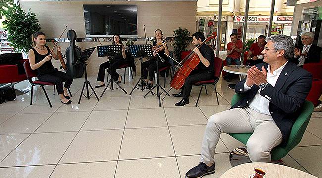 Karşıyaka Belediyesi ‘Kültür Merkezi’ Gibi