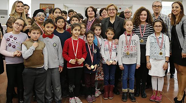 Kuşaklar 'Akıllarını' Yarıştırdı