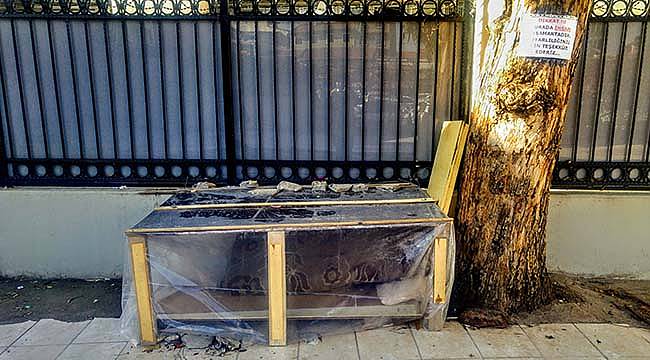 Medeniyet Şehri İzmir'in Göbeğinde Şok Görüntü!