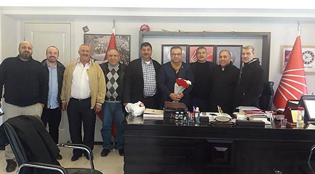 Roman Derneklerinden CHP Konak İlçe'ye Teşekkür Ziyareti