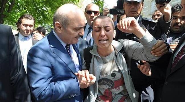AKP'li bakanın sadakasını reddeden Dilek Özçelik yaşama veda etti