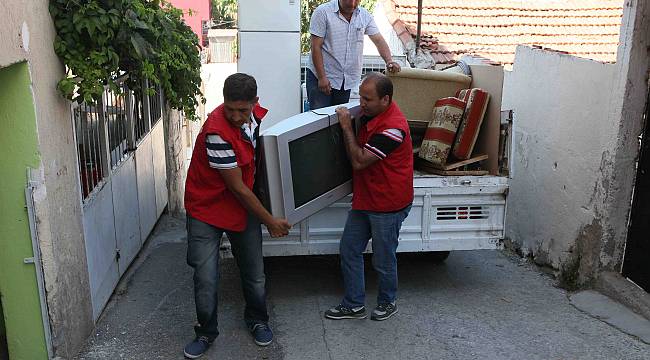 Bayraklı’da “Yüz güldüren” destek