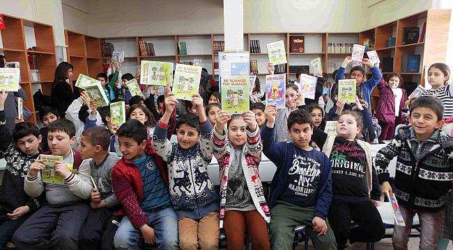 Bayraklı’nın kütüphanelerine tam not!