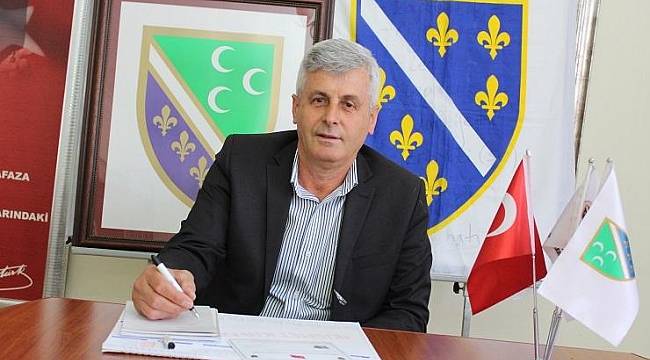 Boşnakların İzmir’deki Başkanı Gül’den Çalışan Gazetecilere Kutlama