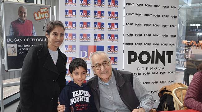 Cüceloğlu’nun Point Bornova’daki İmza Gününe Yoğun İlgi