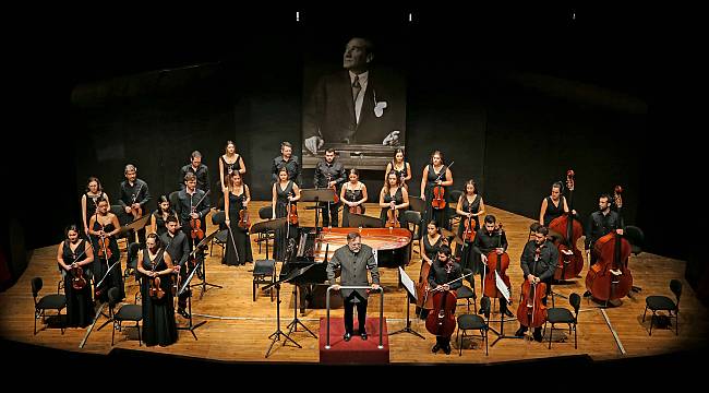 Karşıyaka'da Yeni yıla sanat dolu başlangıç