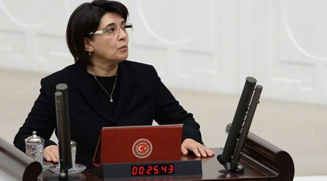 Leyla Zana'nın milletvekilliği düşürüldü