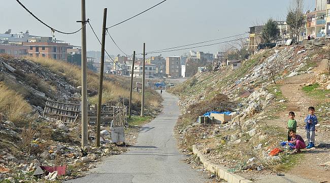 Moloz sahasından Neşet Ertaş Parkı'na