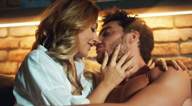 RTÜK'ten Hadise'nin klibine ceza: Erotik filmin bir tık altı