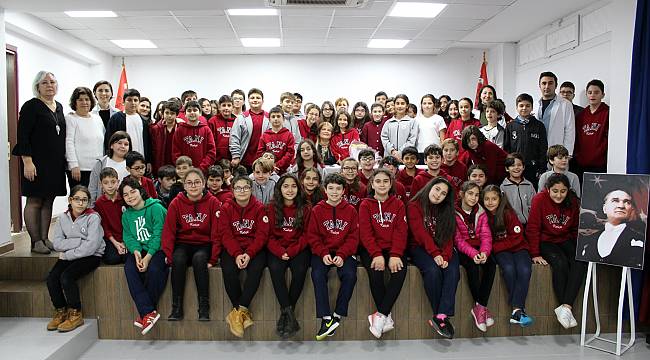 Tanı Kolejinde Şiir Rüzgârı