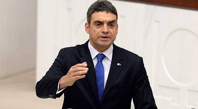 Umut Oran istifa etti