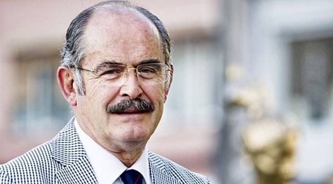 CHP'de kurultay heyecanı... Büyükerşen Divan Başkanı seçildi