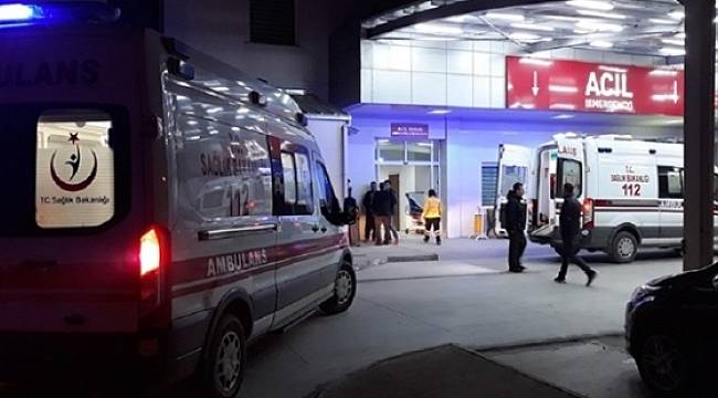 Diyarbakır'da iki çocuk yerde buldukları cismin patlaması sonucu yaralandı