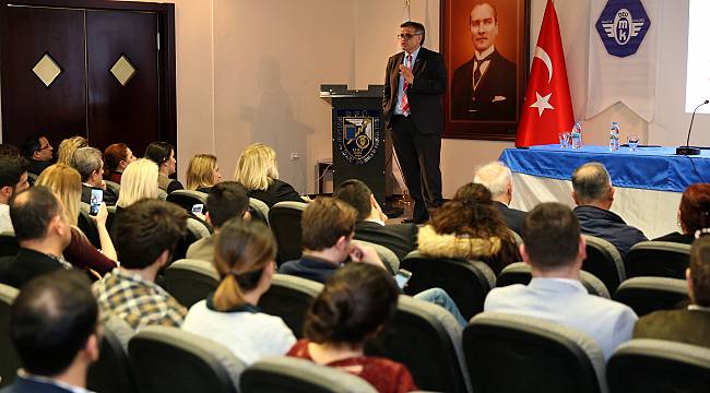 İİBF’DE SÜRDÜRÜLEBİLİR ÇEVRE UYGULAMALARI KONFERANSI