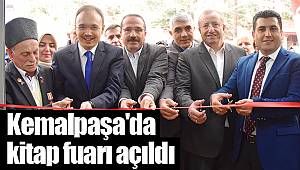 Kemalpaşa'da kitap fuarı açıldı