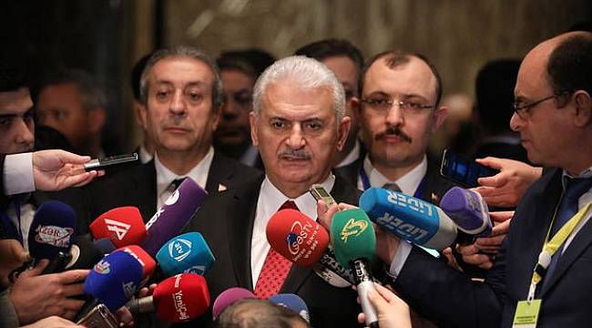 Başbakan Yıldırım: Yatıp kalkıp Türkiye'ye dua etmeleri lazım