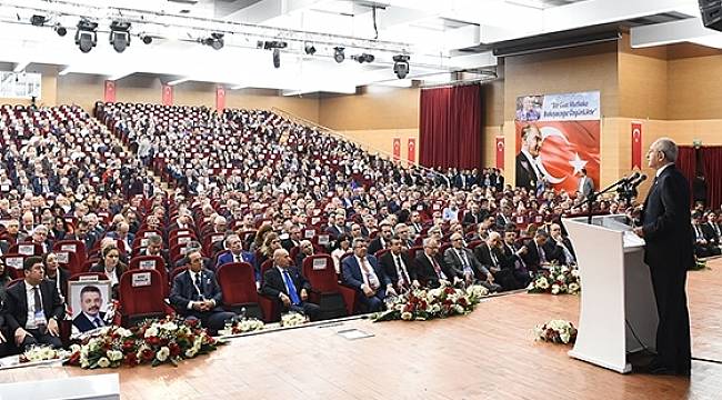 CHP'nin Tüzük Kurultayı'nda ikinci gün; kuruluş maddesine 'Kuvayı Milliye ruhu' ibaresi eklendi