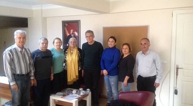 Emekli-Sen Konak Şubesi Karabağlar Kent Konseyi’ni ziyaret etti