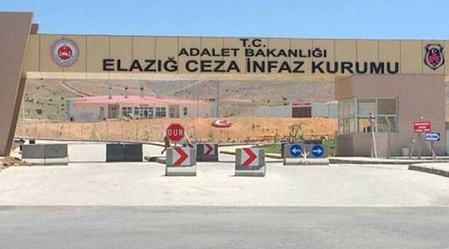 "İsyan çıkarmasınlar diye tazyikli su sıktık"