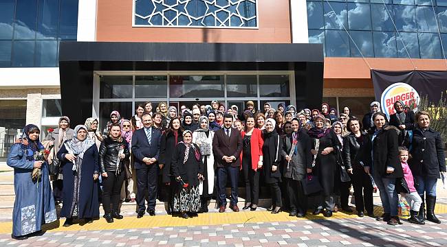 Kadınlar huzur ve barışı mayalayabilir