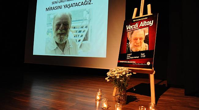 Karşıyaka Vecdi Altay’ı andı