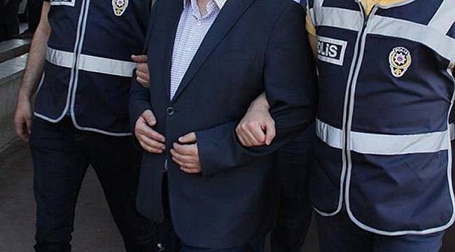 AK Partili meclis üyesine FETÖ'den gözaltı