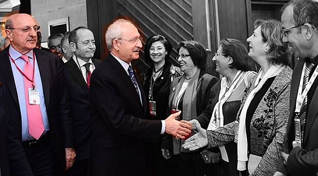 Ankara-Kayseri yolunda yanındaydı, “Adayınız o mu” sorusu Kılıçdaroğlu'nu gülümsetti; CHP'nin adayı Kesici mi?