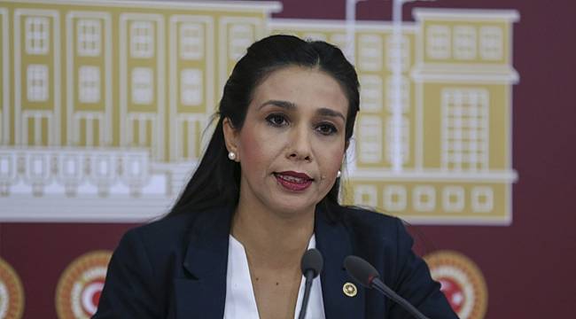 CHP'li Gülay YEDEKCİ: Altı yüz yıllık tarihi bir paranteze sığdıramazsınız, Cerrahpaşa'yı köklerinden koparamazsınız!