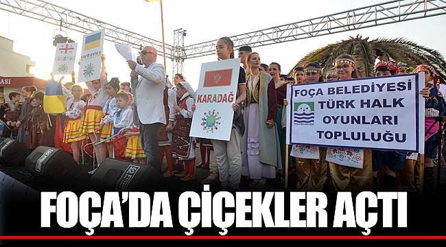 FOÇA’DA ÇİÇEKLER AÇTI