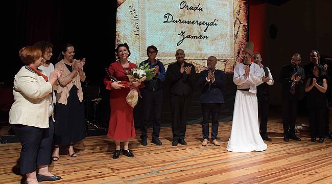İsmet İnönü’de zaman durdu