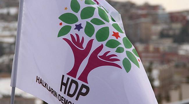 İstanbul'da HDP'nin halk toplantısına polis baskını: Çok sayıda gözaltı
