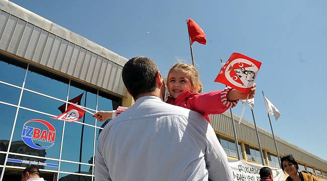 İZBAN’da her çocuk için bir fidan
