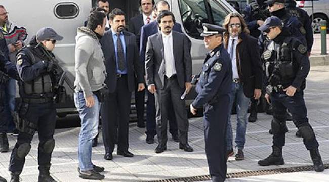 Yunan Bakan'dan 8 darbeci asker hakkında skandal açıklama