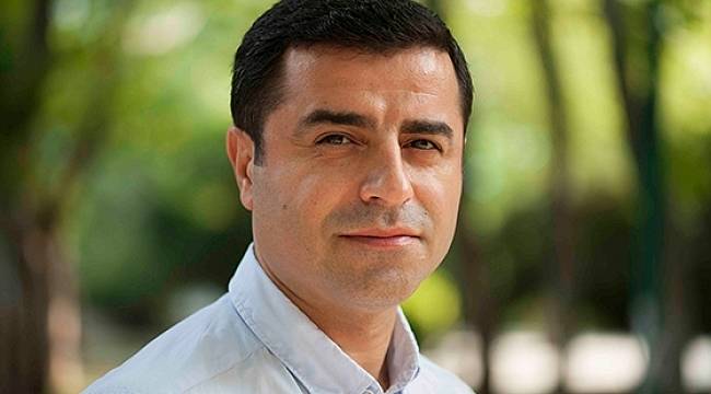Adaylığı açıklanan Demirtaş'tan ilk mesaj: Benim elim kolum, sesim gençlerdir kadınlardır