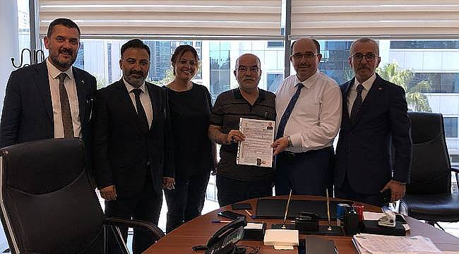 AK Parti'nin 'Kara Kutusu' milletvekilliğine başvuru yaptı