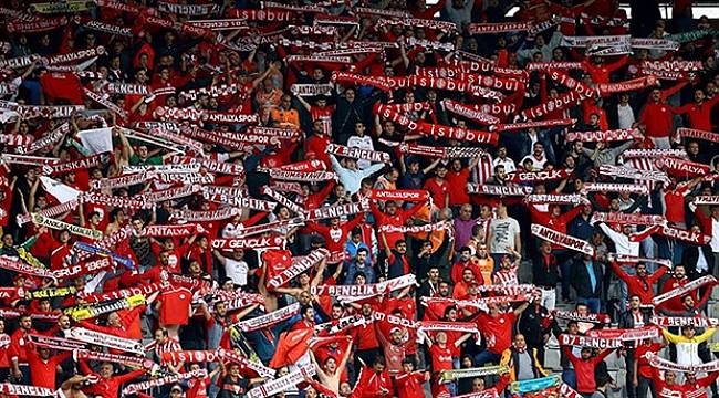 Antalyaspor, İzmir Marşı'ndan rahatsız oldu