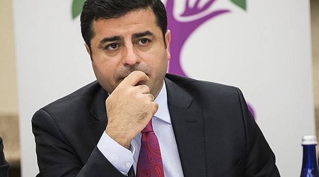Demirtaş'tan flaş Erdoğan açıklaması: Çekilmeye hazırlık yapıyor