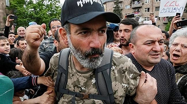 Ermenistan'da Nikol Paşinyan başbakan seçildi