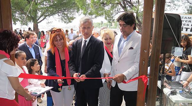Foça Halk Eğitim Merkezi yılsonu sergisi açtı