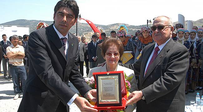 FOÇA, REHA MİDİLLİ’Yİ ANDI