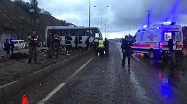 Gezideki öğrenciler kaza geçirdi: 9 yaralı