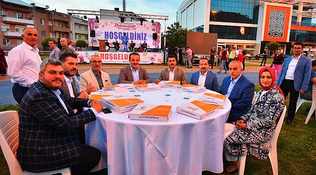 Kemalpaşa, iftarda buluştu