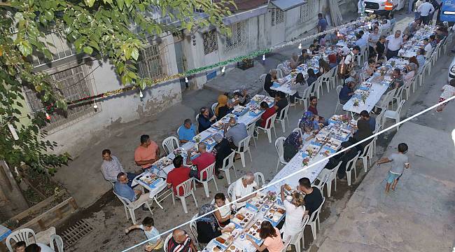 Konak’ta ilk iftar sofrası Halkapınar’da kuruldu