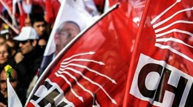 Bir oturma eylemi de İzmir’den…
