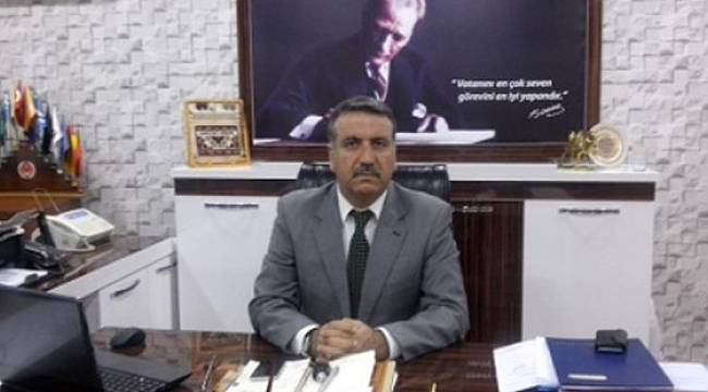 Bunu yazan okul müdürü: Her ilde pavyon garılarıyla yatan Atatürk...