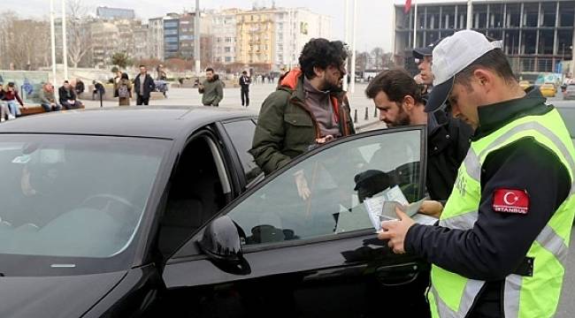 Emniyet'ten 'Türkiye Huzur Arife' uygulaması: 240 kişiye gözaltı