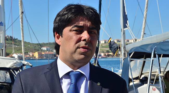 Foça yürüyüş yolları işaretlendi