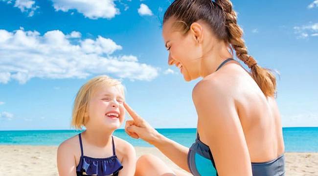 Güneş hasarlarının yüzde 80’i 18 yaş öncesi oluşuyor