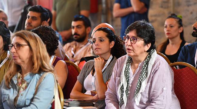 İzmir’de “tasarım” konuşuldu